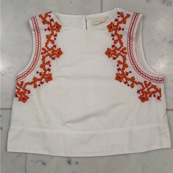 julia amory Tops - Julia Amory Embroidered White and Orange Sleeveless Top Size Small